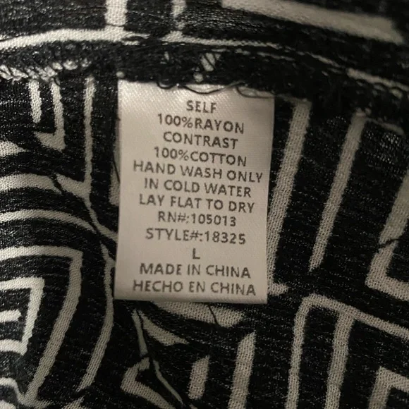 Savanna Jane Flower Embroidered Boho Chic  Folk V-neck Flutter Cap Sleeves Large - Picture 5 of 5